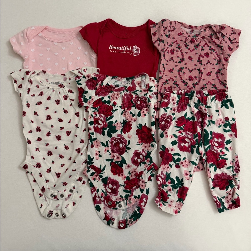 Floral and Heart Baby Onesies Set bundle